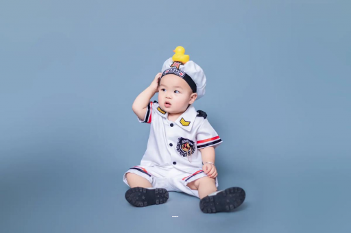 潜江宝宝老摇头怎么回事