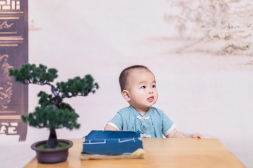 潜江宝宝拉屎就哭 潜江宝宝拉屎就哭